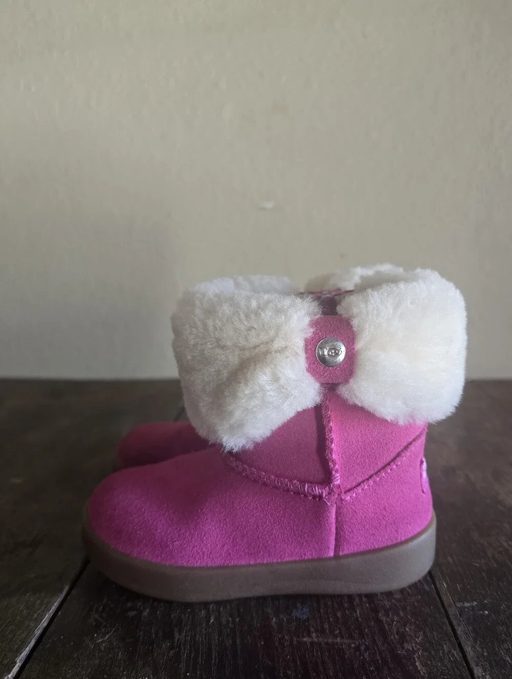 UGG Ramona Toddler 4/5 Girl Bootie Boots Shoes Hot Pink Winter Sheepskin